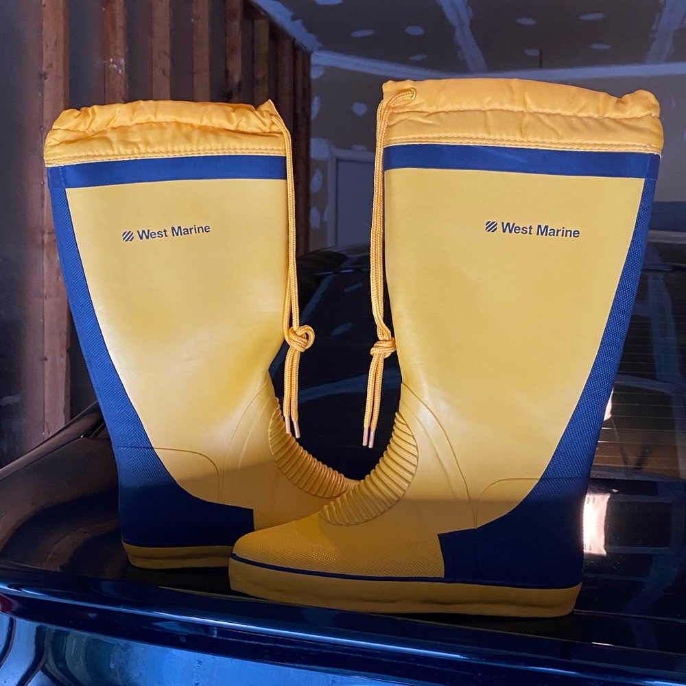 West Marine Yellow Boots for Men size 8